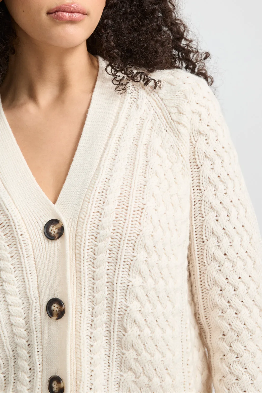 CABLE CARDIGAN