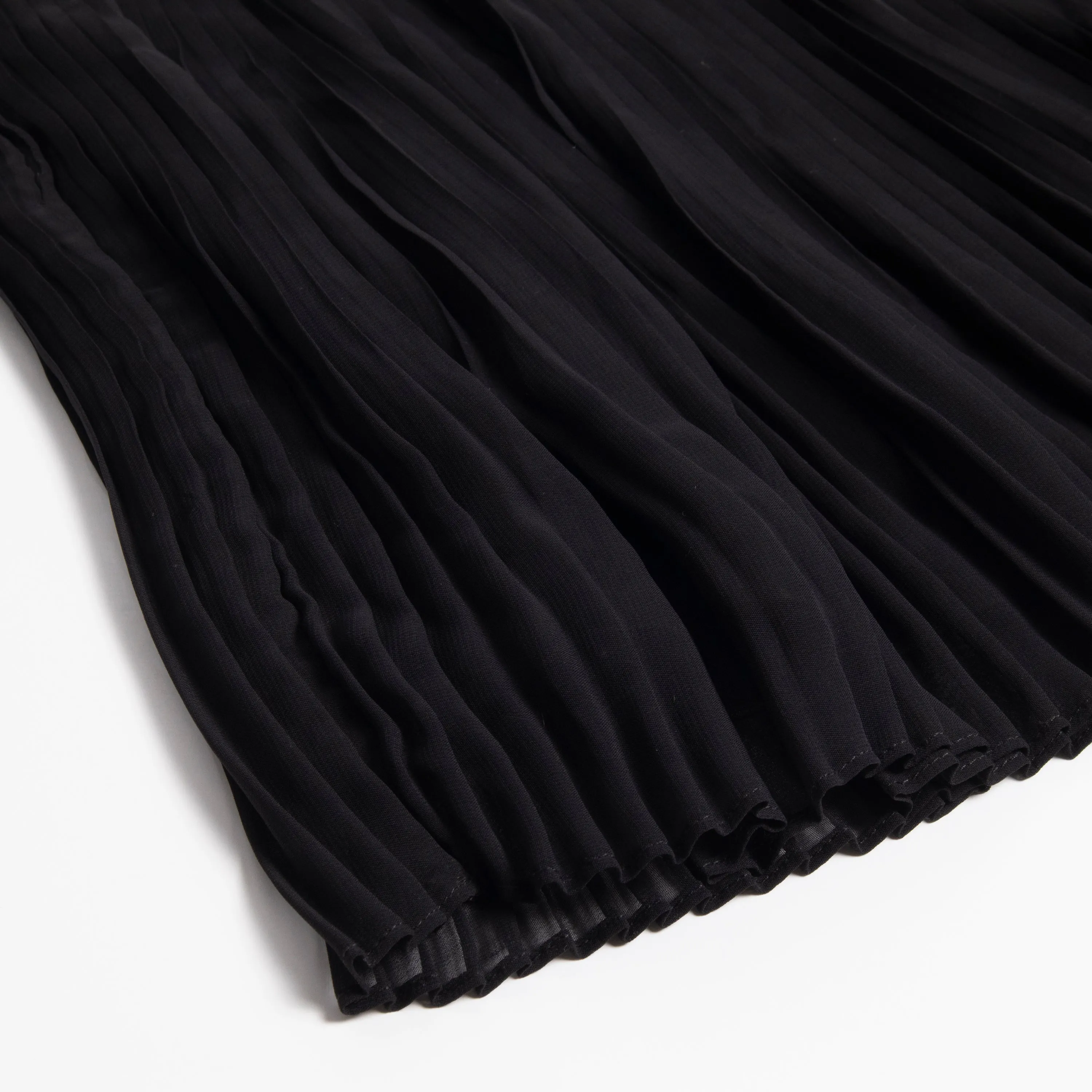 Chiffon Pleated Pleather Trim Skirt