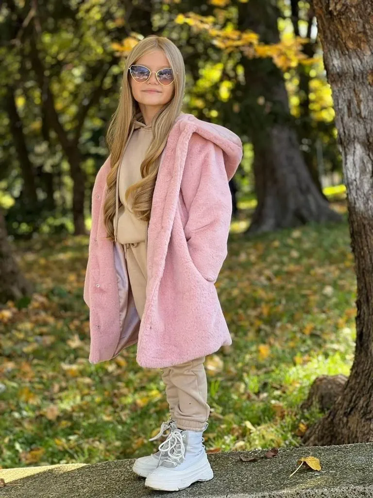 CLEARANCE DEAL - Mariposa Children's Boutique AW22 - Girls Camel Tracksuit with Pink Faux Fur Coat