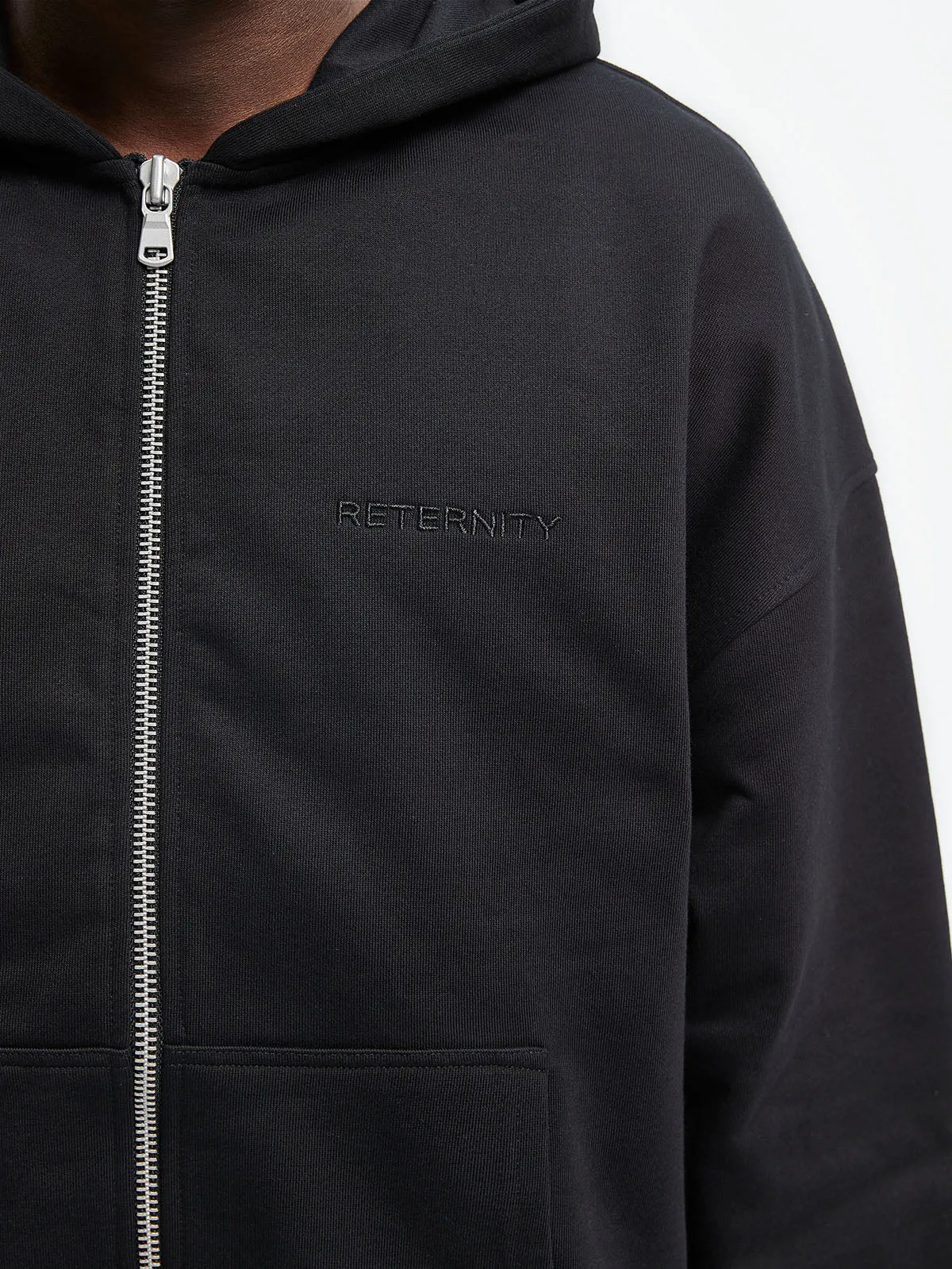 ESSENTIAL ZIP HOODIE - BLACK