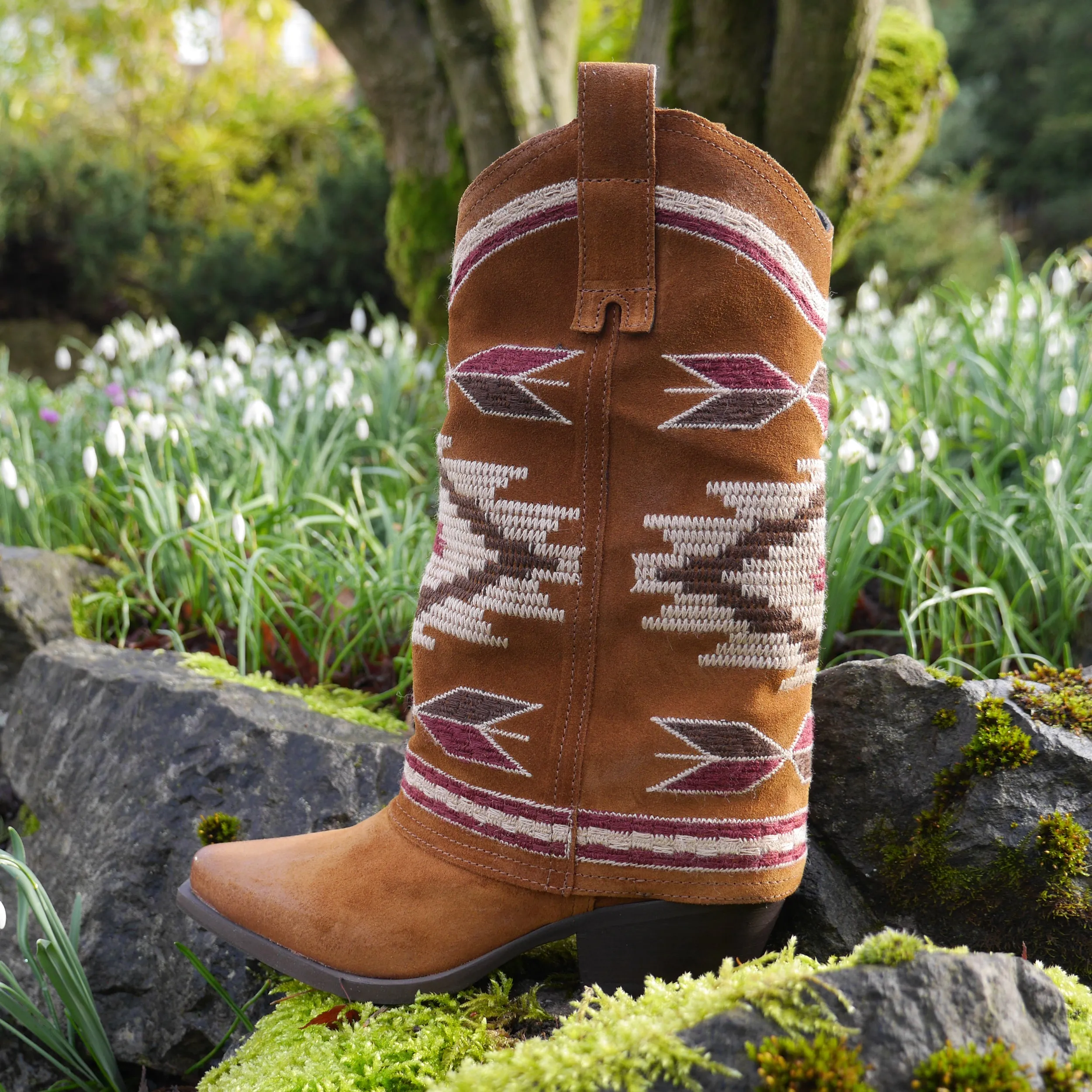 IZEL - Tan Brown Aztec Boot