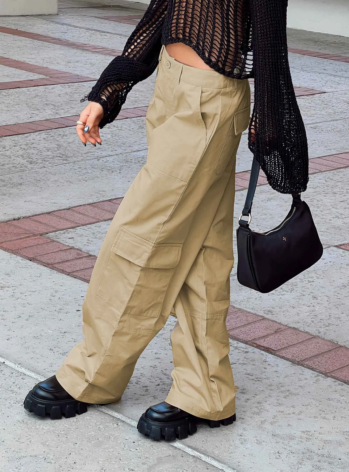 Luna Mid Rise Cargo Pants Beige