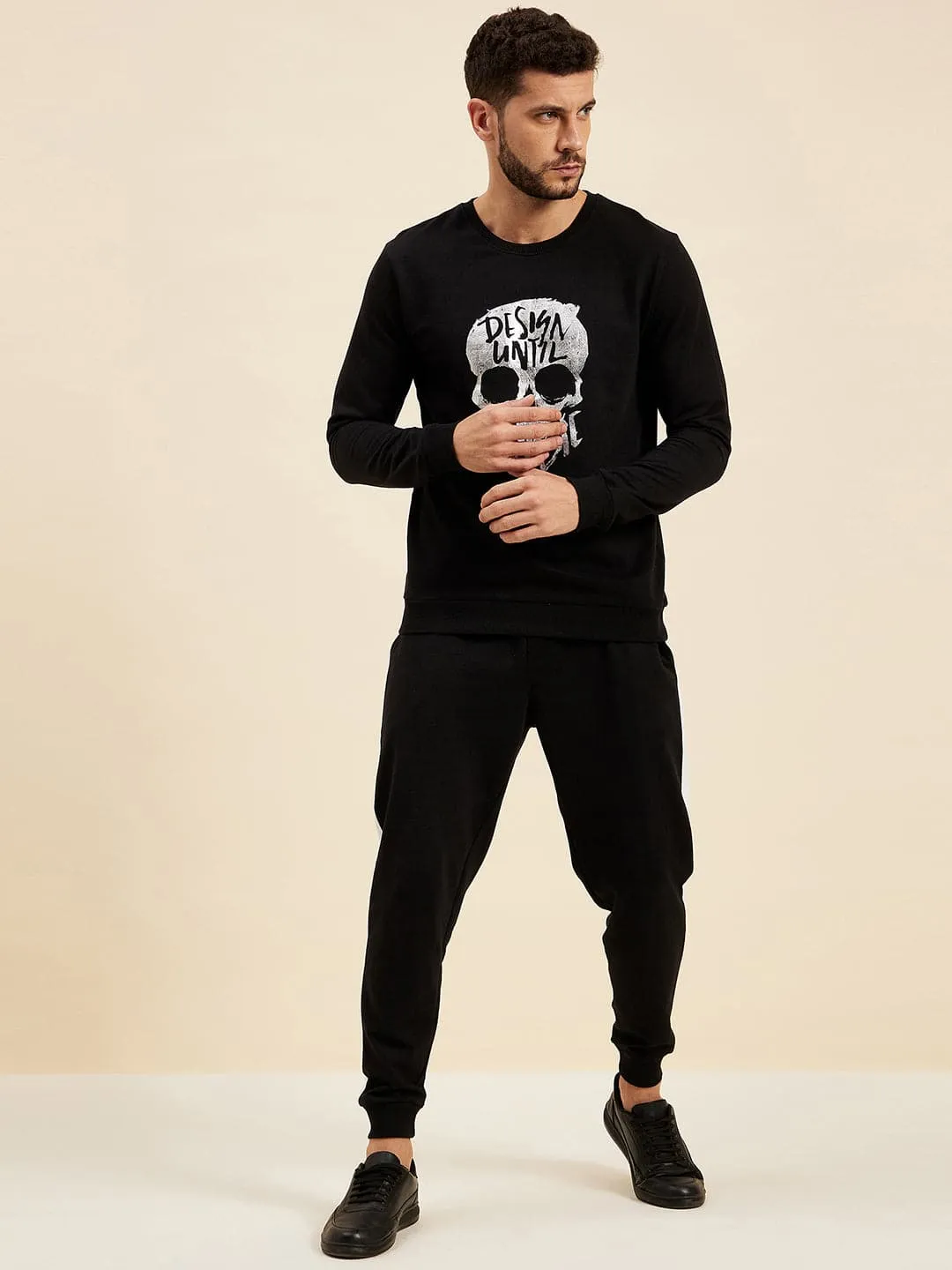 Men Black Foil Print Sweatshirt