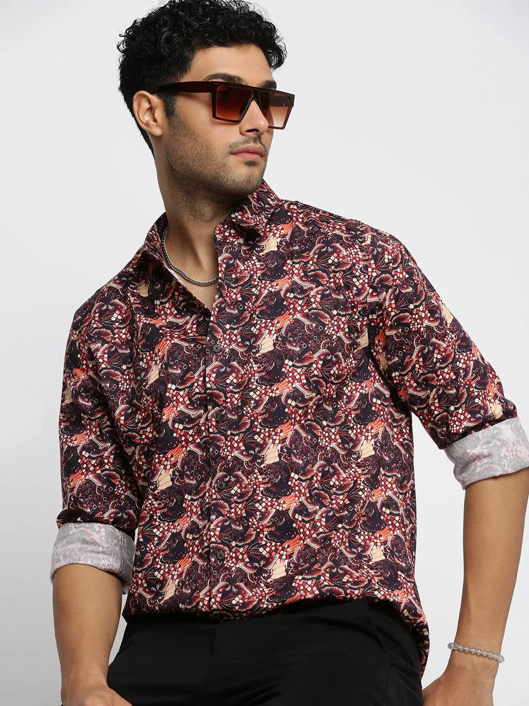 Men Maroon Spread Collar Graphic Shirt