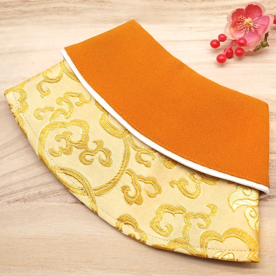 Spring Of Treasures in Golden Mustard CNY Cape